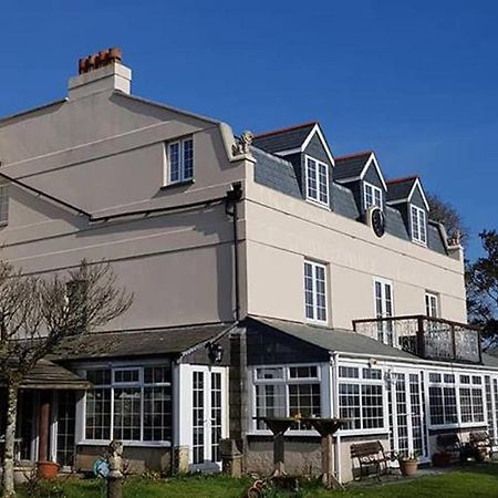Great Trethew Hotel - Self Catering Lodges - Bar & Restaurant Liskeard Exterior foto
